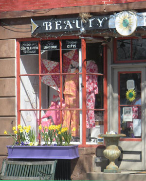 Beauty and the Bath, West Main St., Wickford, R.I.