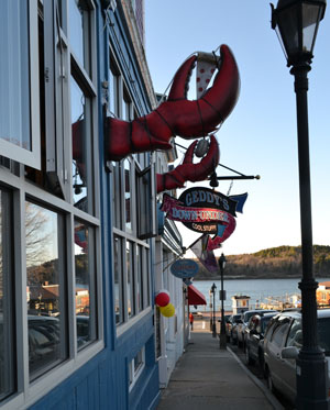 Geddy's Restaurant on Main St. with view of Bar Island, Bar Harbor, Maine