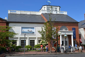 Nantucket Whaling Museum, Broad St., Nantucket, Ma.