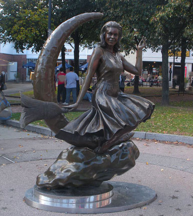 Bewitched Statue, Essex and Washington Streets, Salem