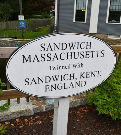 Sandwich, Massachusetts and Sandwich, England sign in Sandwich Village