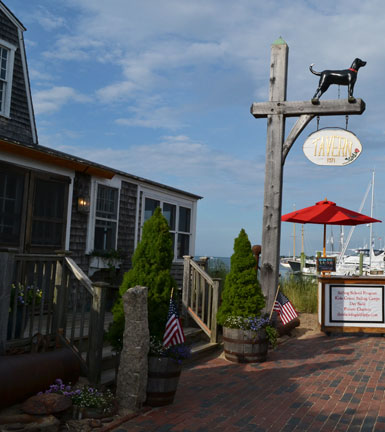 Black Dog Tavern, Beach St. Extension, downtown Vineyard Haven